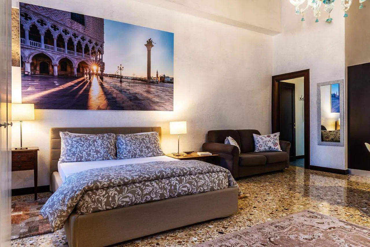 Ca Sant'Angelo Apartment Venice