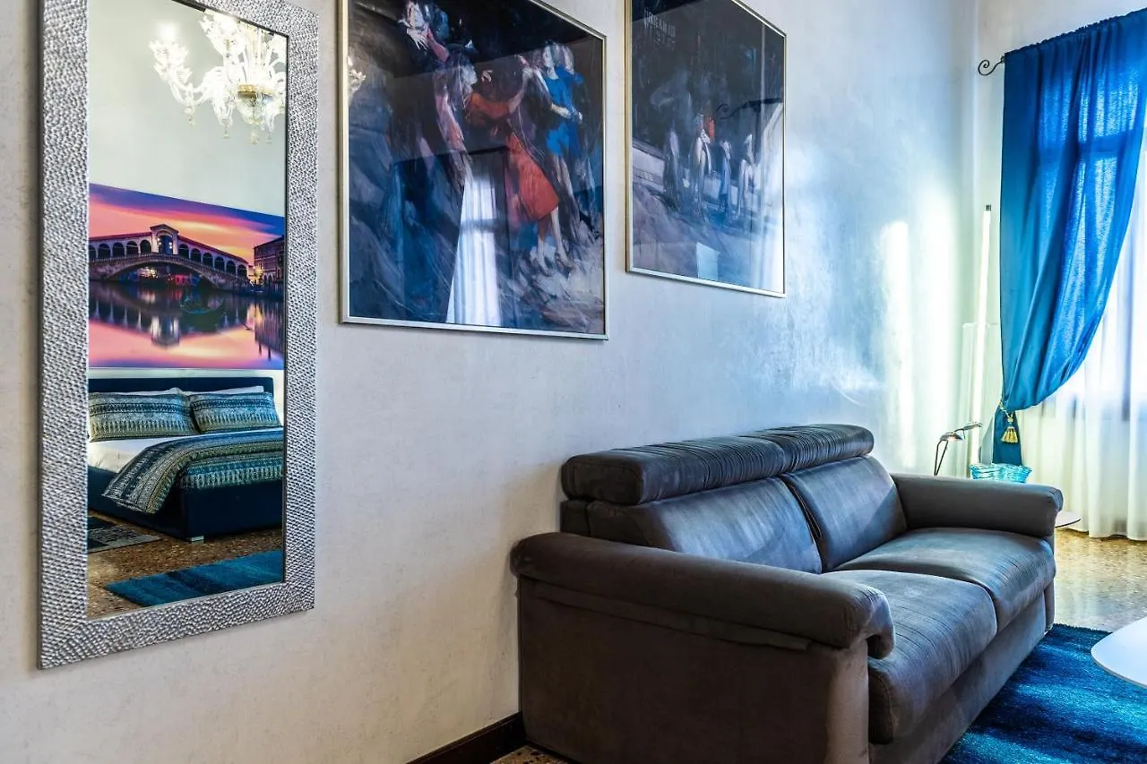 Ca Sant'Angelo Apartment Venice