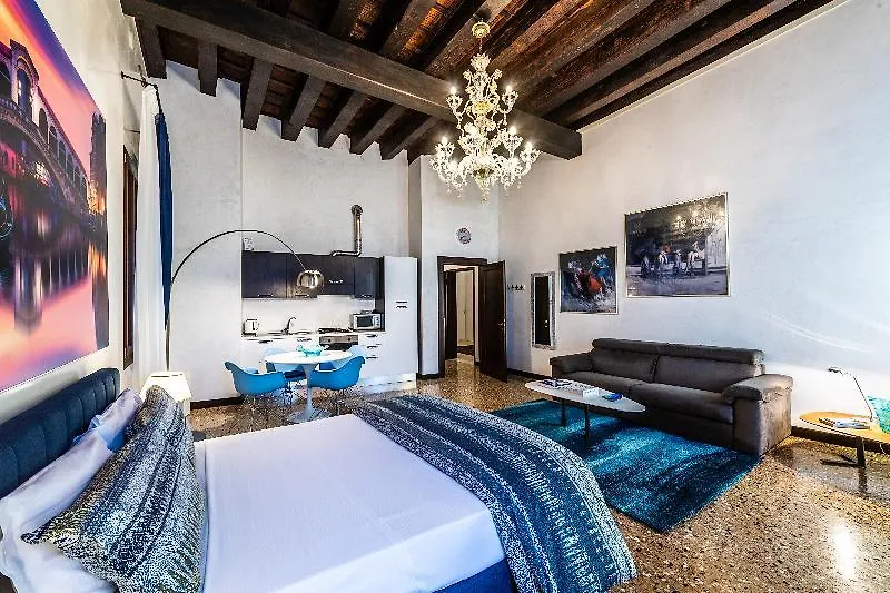 Ca Sant'Angelo Apartment Venice