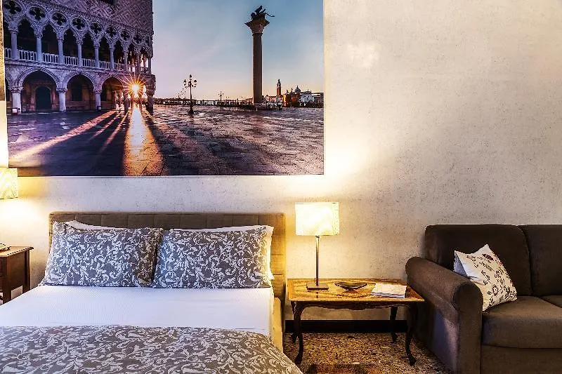 Ca Sant'Angelo Apartment Venice