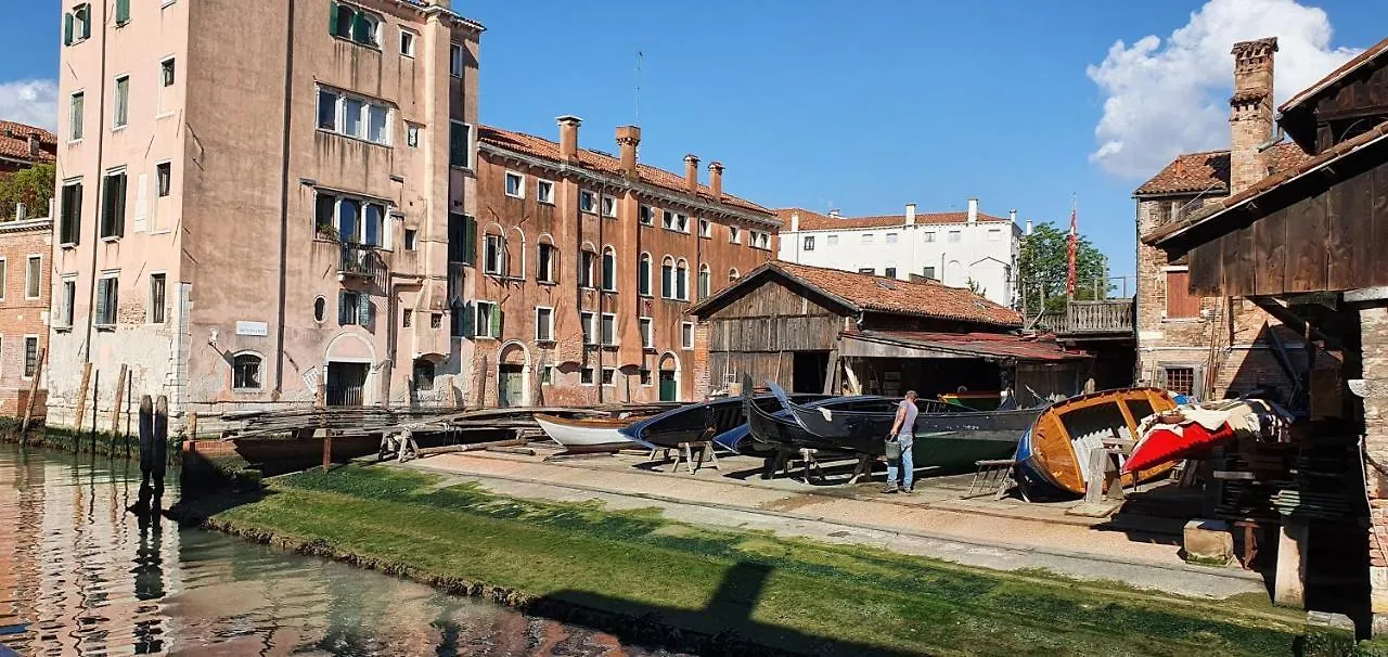 Ca Sant'Angelo Apartment Venice